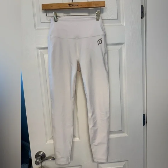New W/O tag Peloton off white Leggings Athletic Comfort with pockets - Picture 1 of 5